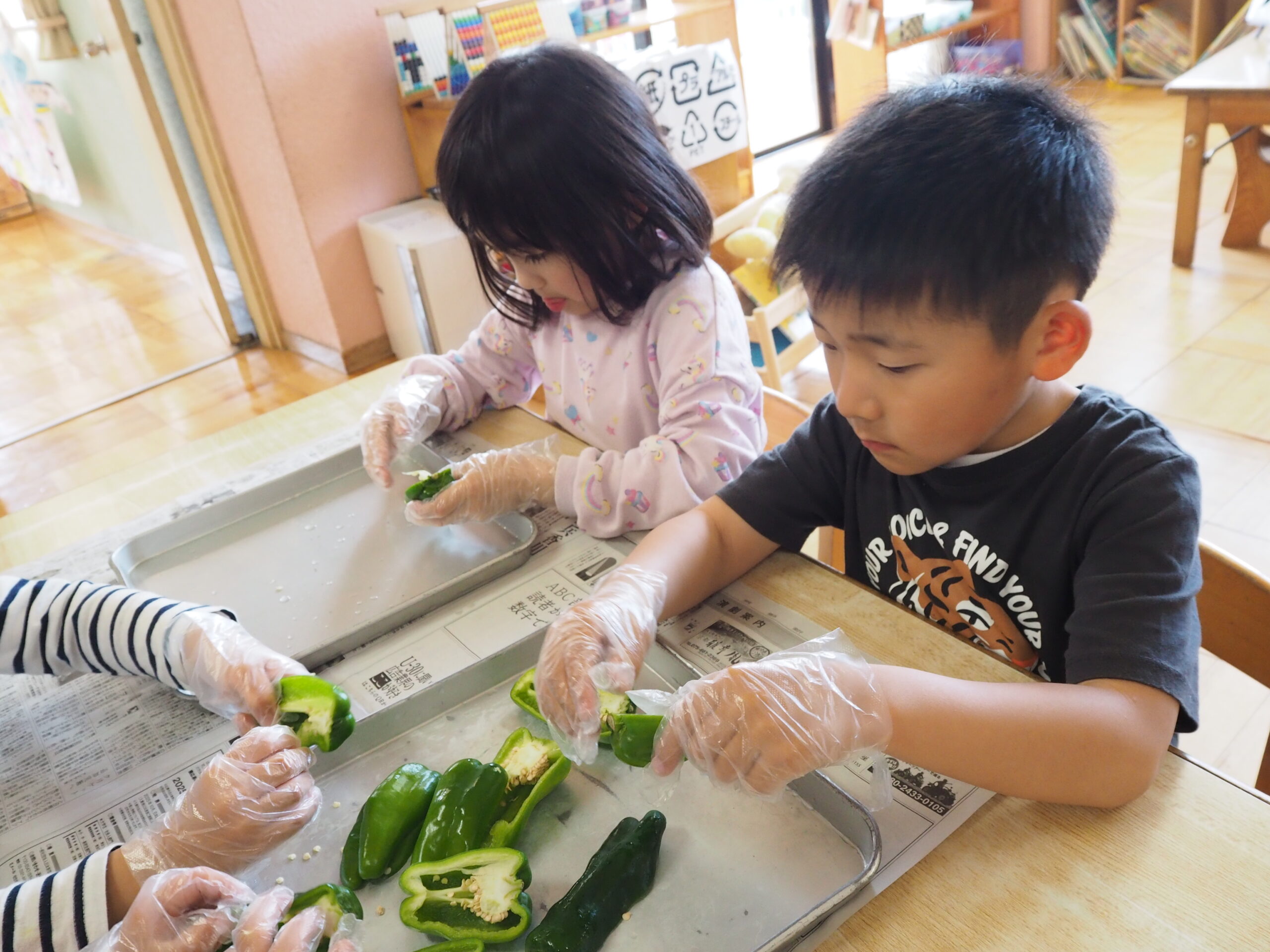 何でも食べてみよう！（ゆり、５歳児）