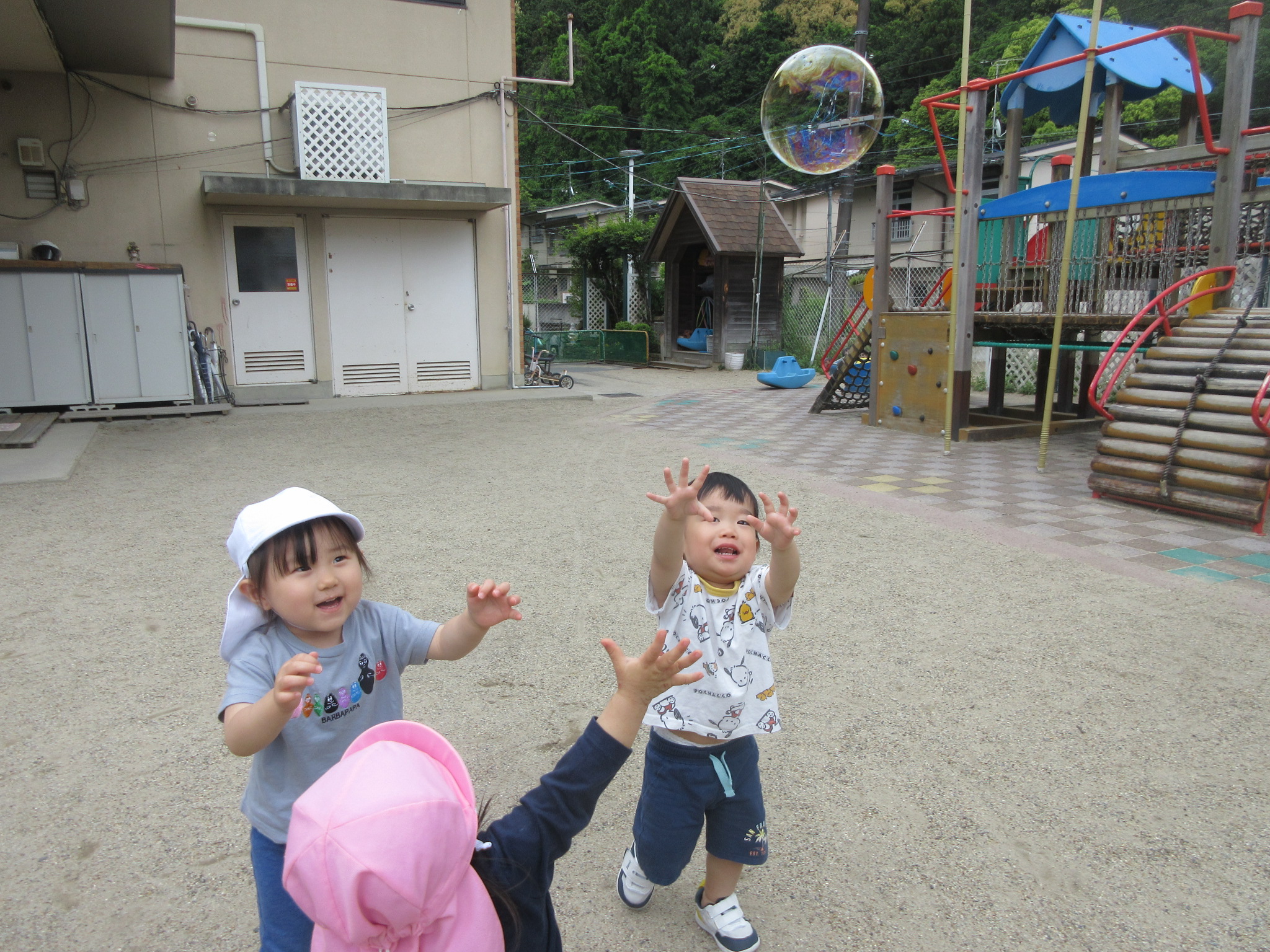 お外は楽しいな（うさぎ0歳児、1歳児）