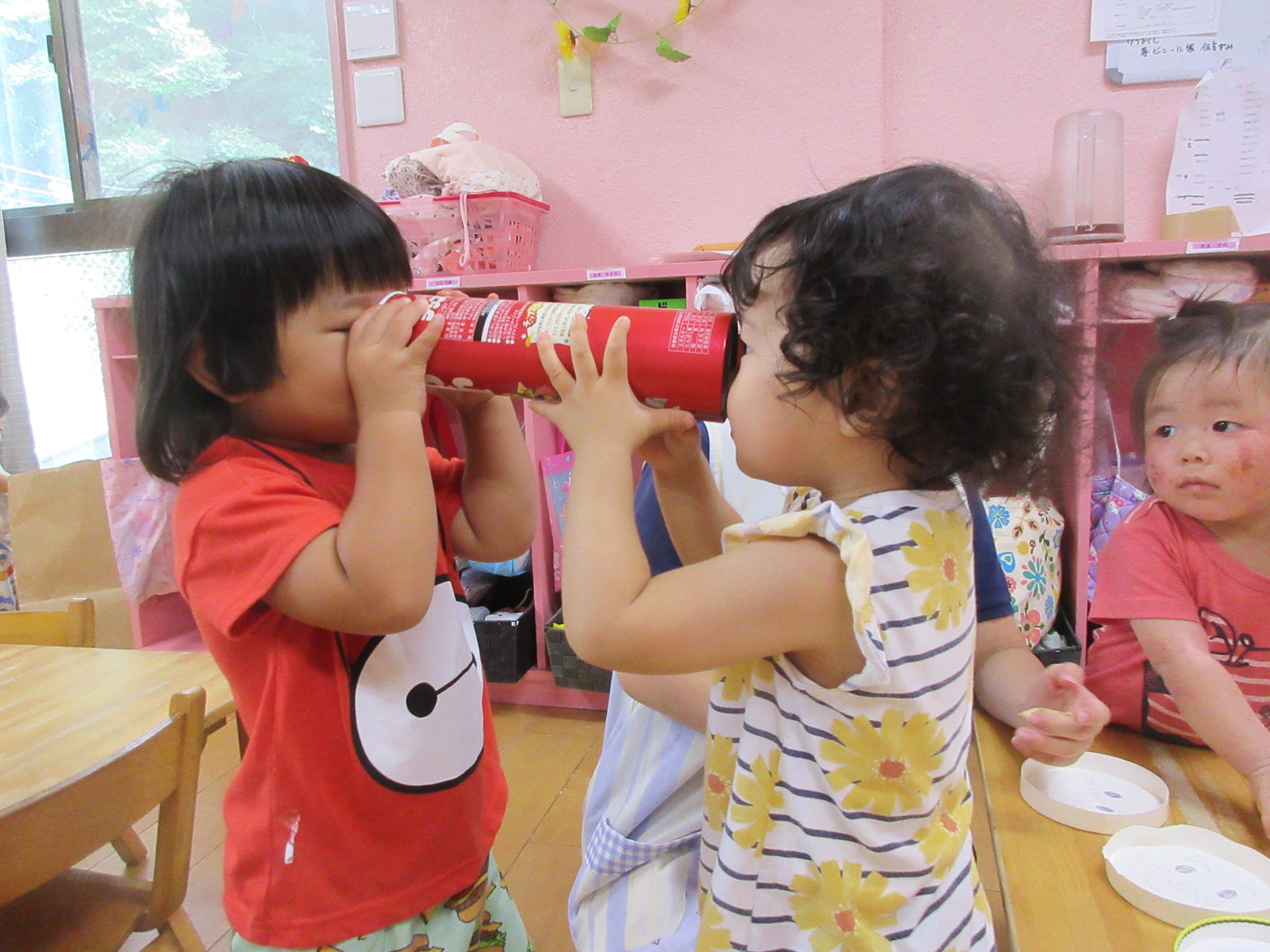 見えてますかー（うさぎ０歳児、１歳児）