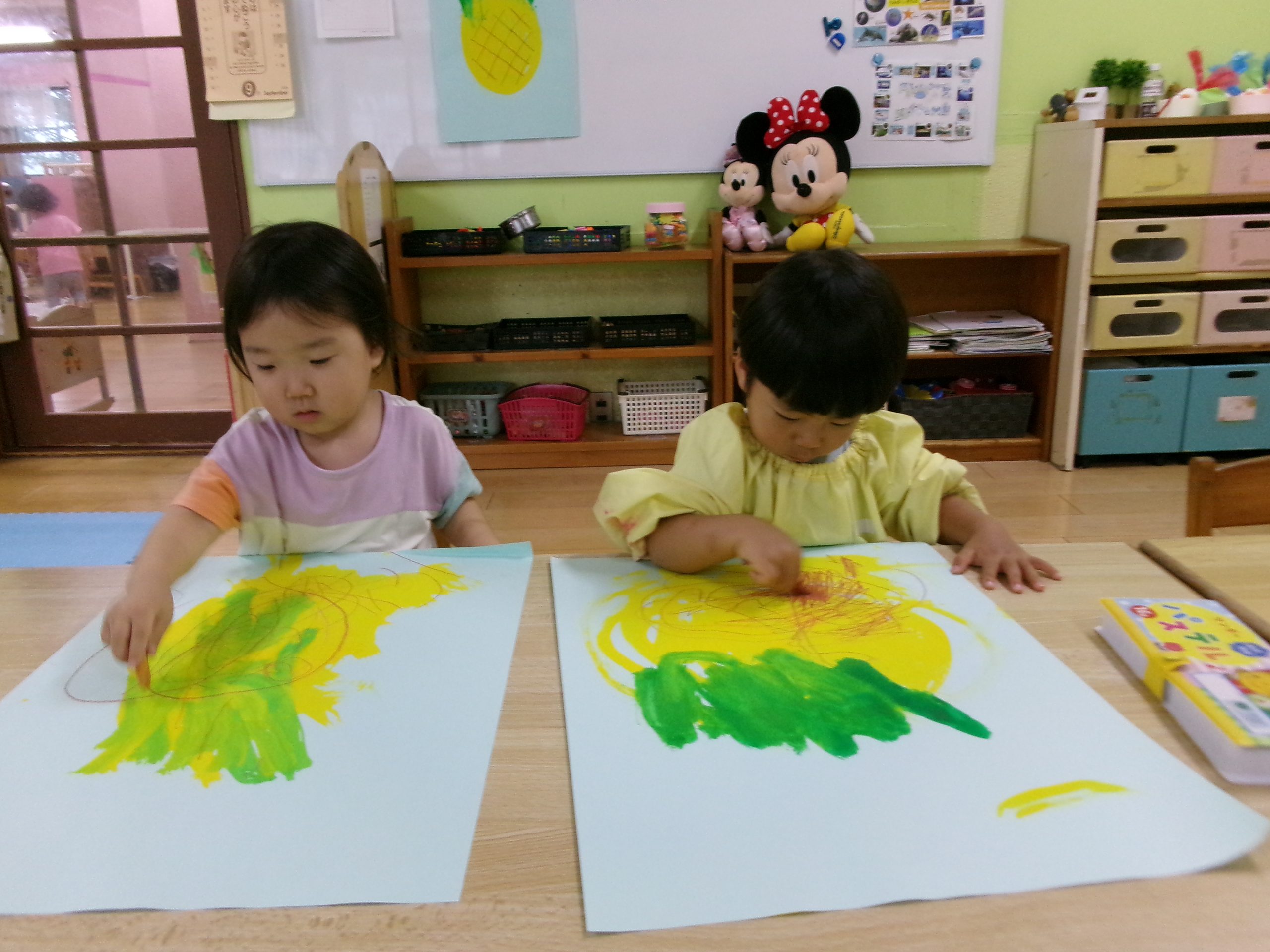 ぱぱぱ　パイン～🍍（きりん、2歳児）
